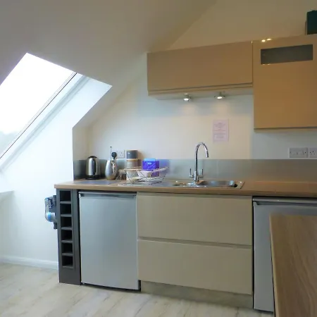 Gerycastell Luxury Holiday Apartment With Stunning Views & Ev Station Point Carmarthen Exterior photo
