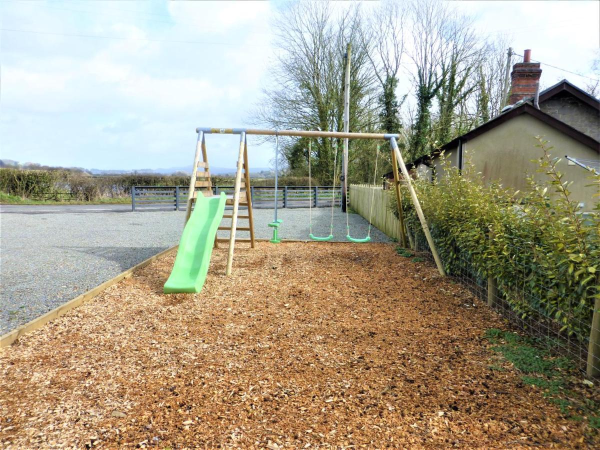 Apartment Gerycastell Luxury With Stunning Views & Ev Station Point Carmarthen