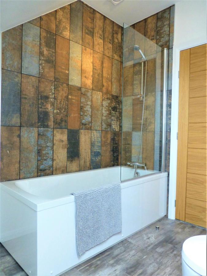 Gerycastell Luxury With Stunning Views & Ev Station Point Apartment